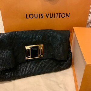 LOUIS VUITTON Limelight Altair Clutch